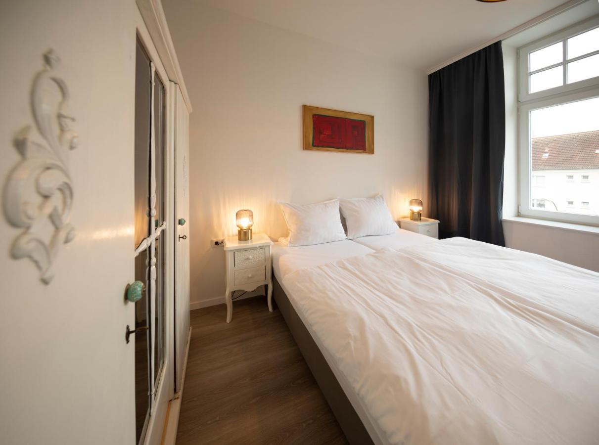 Jaybnb - Apartment Direkt Am Hafen Mit Terrasse Und Uhd Tv Dortmund Kültér fotó